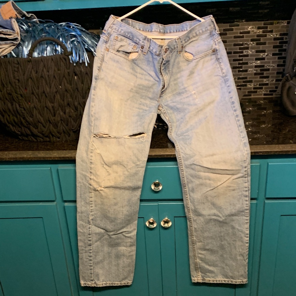 Levi's 569s Men's Light Blue Relaxed Jeans